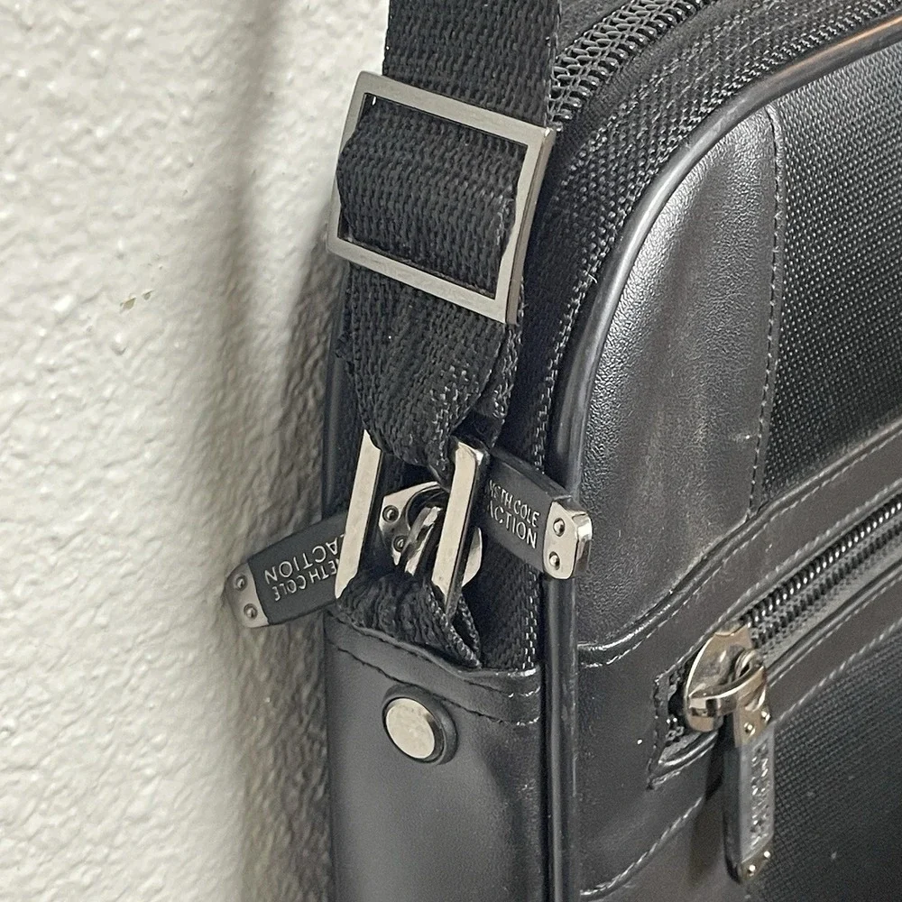Kenneth Cole Reaction Black Soft Briefcase Messenger Bag Style 536390‎
